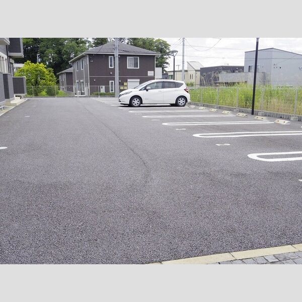 駐車場 (駐車場)