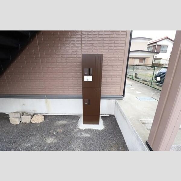 現地周辺 (宅配ボックス)