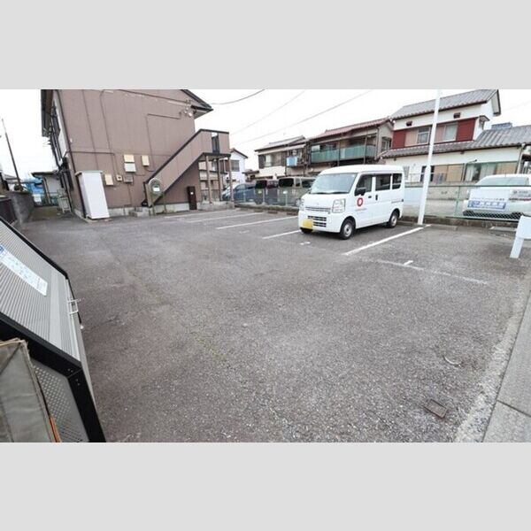 駐車場 (駐車場)