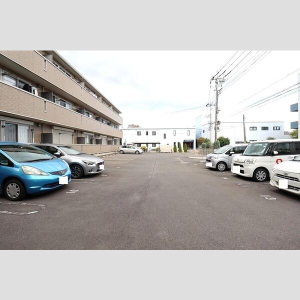 駐車場 (駐車場)