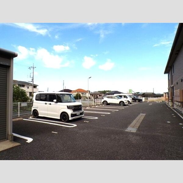 駐車場 (駐車場)