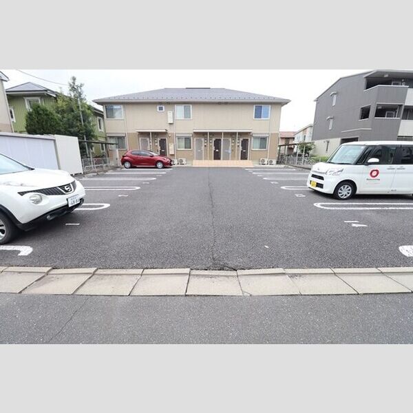 駐車場 (駐車場)
