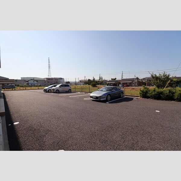 駐車場 (駐車場)