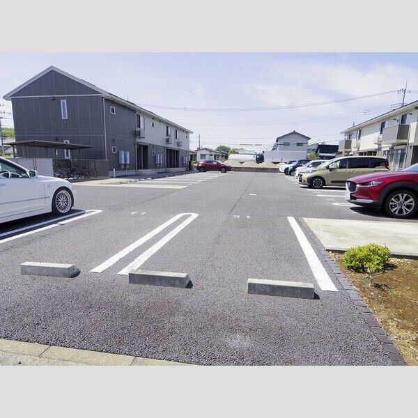 駐車場 (駐車場)