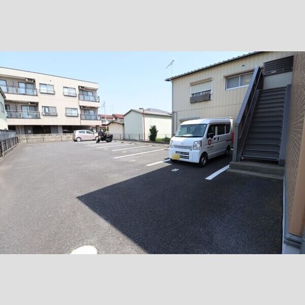 駐車場 (駐車場)