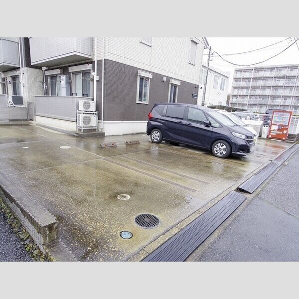 駐車場 (駐車場)