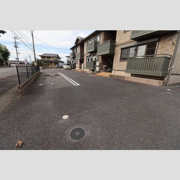 駐車場 (駐車場)