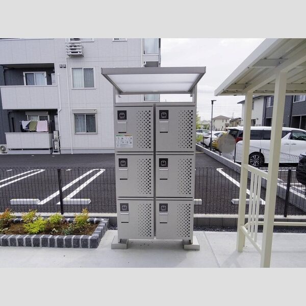 現地周辺 (宅配BOX)