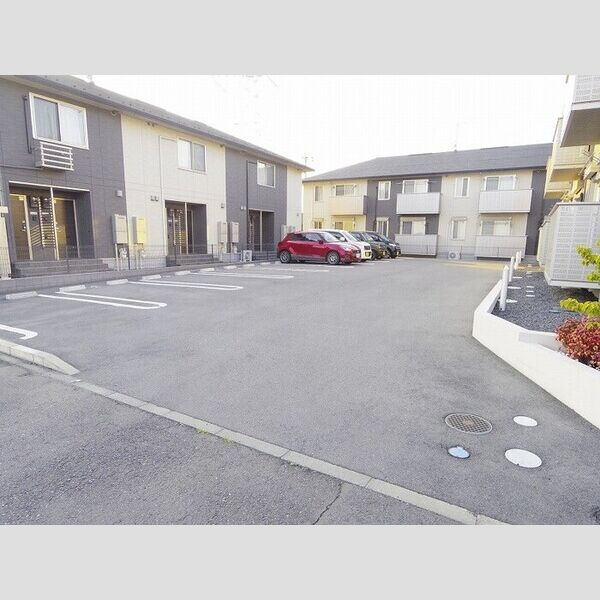 駐車場 (駐車場)