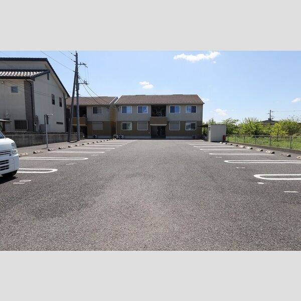 駐車場 (駐車場)