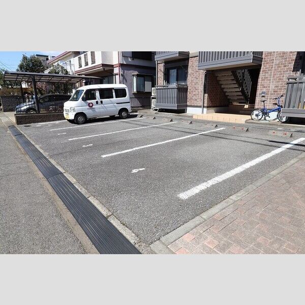 駐車場 (駐車場)