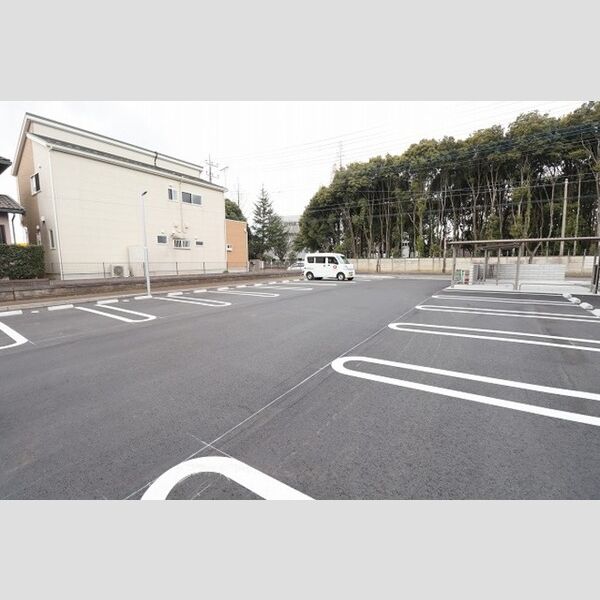 駐車場 (駐車場)