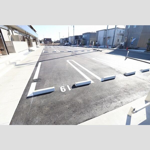 駐車場 (駐車場)
