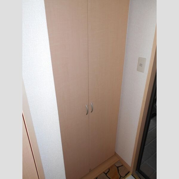 玄関 (玄関シューズボックス)
