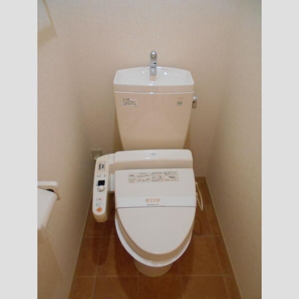 トイレ (WC)