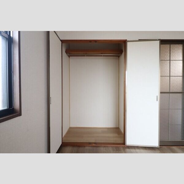 収納 (クローゼット)