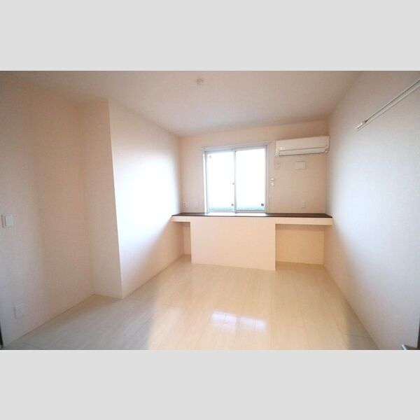 その他 (洋室(エアコン付き))