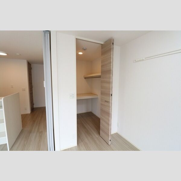 収納 (ウォークインクローゼット)