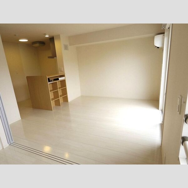 居室・リビング (リビング(エアコン付き))