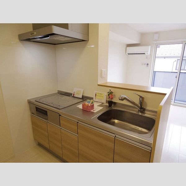 キッチン (対面式システムキッチン(IH仕様))