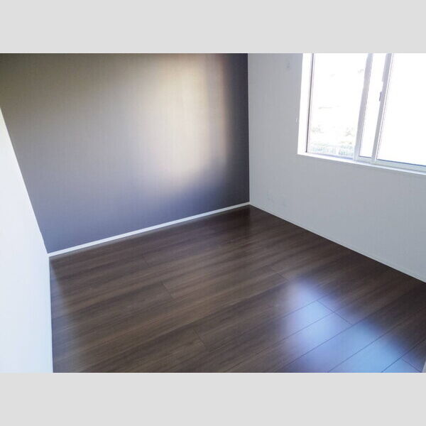 その他 (北側洋室)