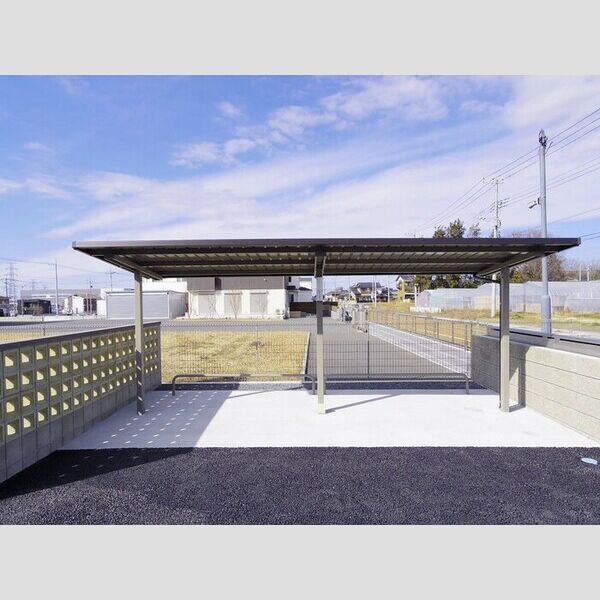 その他 (駐輪場)