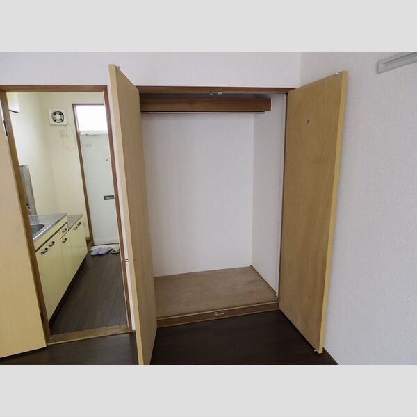 収納 (クローゼット)