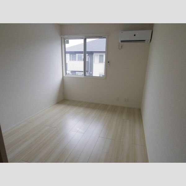 その他 (洋室(エアコン付き))