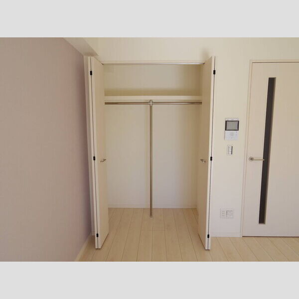 収納 (クローゼット(建設中))