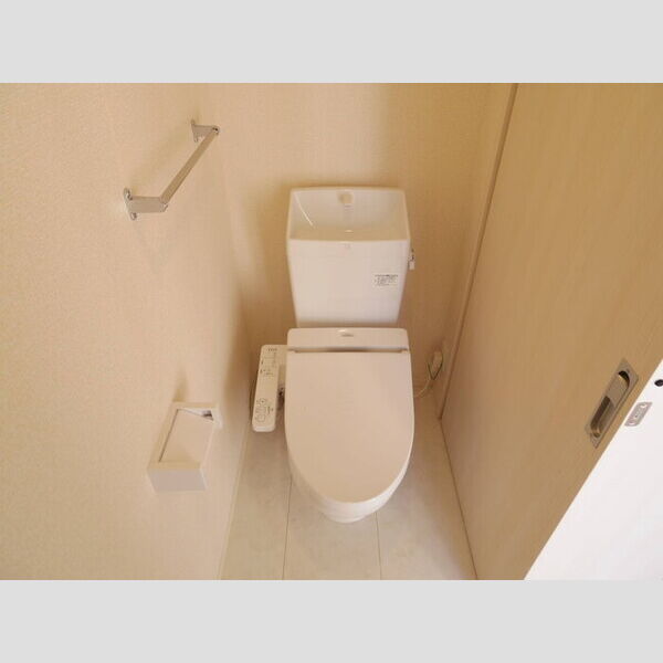 トイレ (温水洗浄暖房便座)