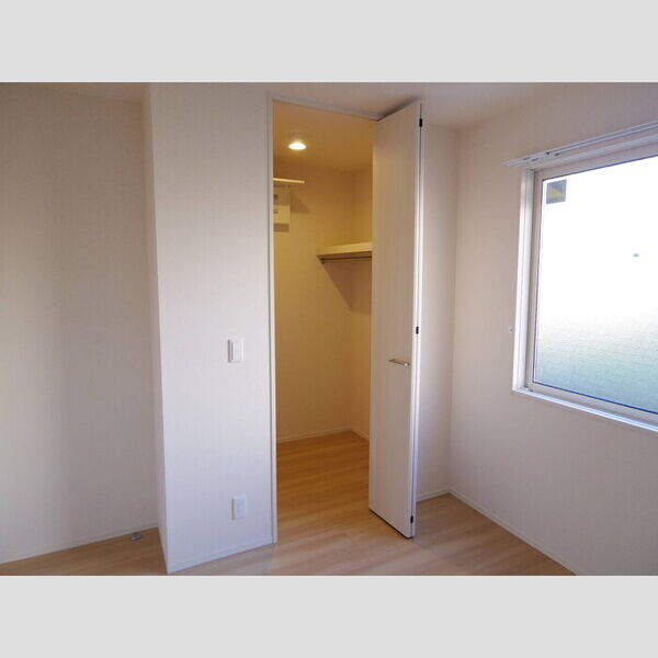 収納 (ウォークインクローゼット)