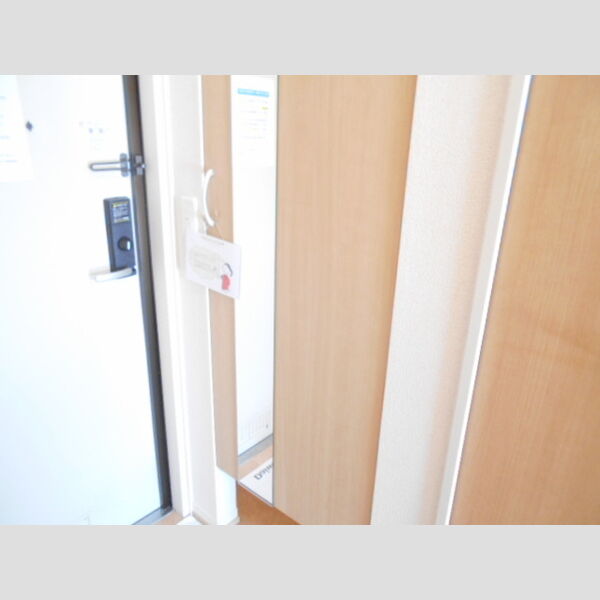 玄関 (シューズクローク)