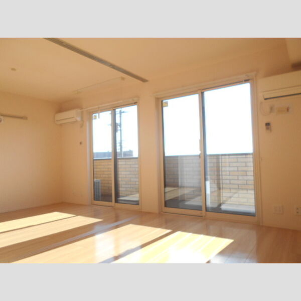 居室・リビング (洋室・リビング(エアコン2台付き))