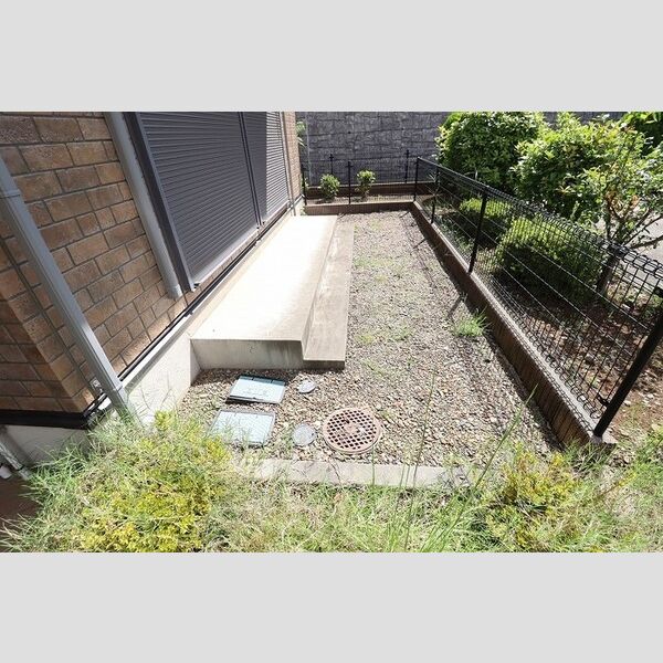 その他 (専用庭)