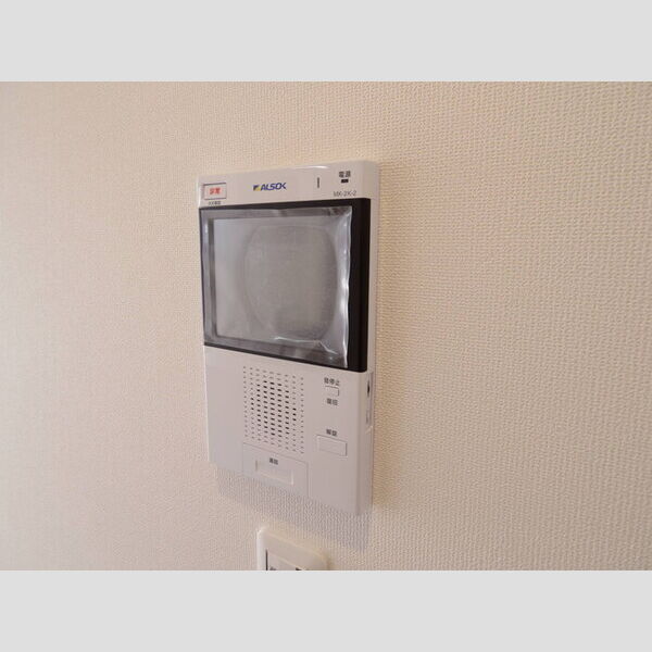 その他設備 (オートロックインターホン(建設中))