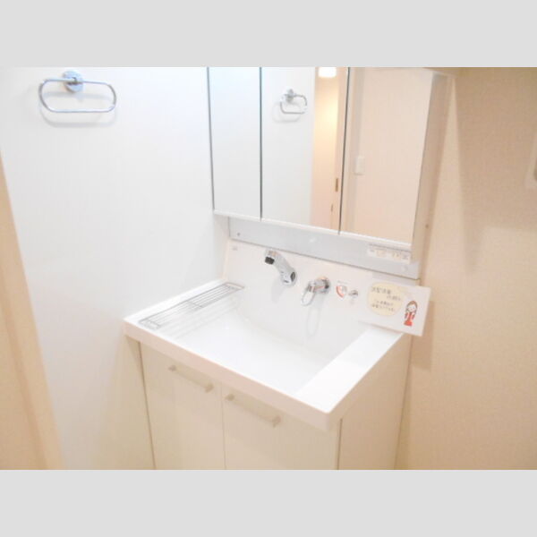 洗面所 (202 洗髪洗面化粧台(三面鏡))
