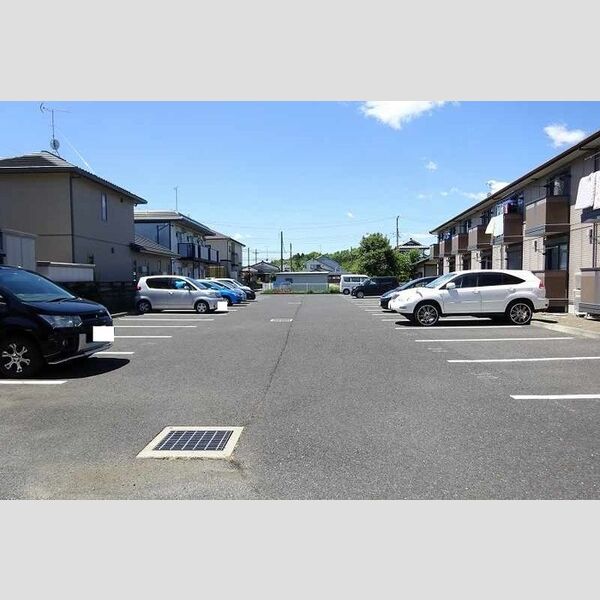 駐車場 (駐車場)