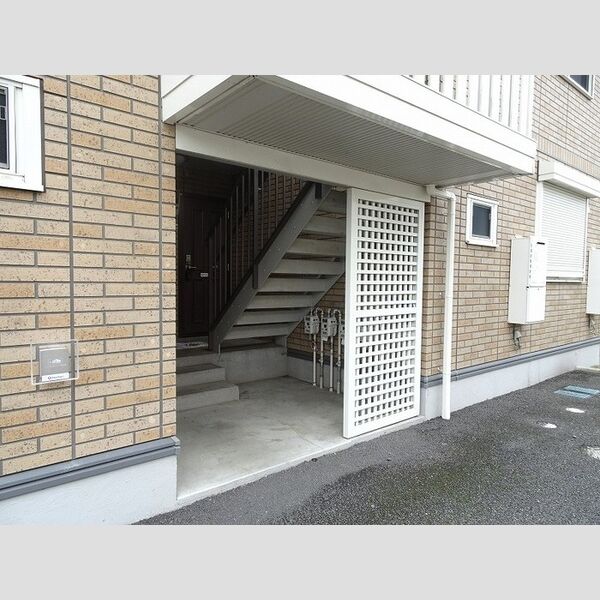 エントランス (エントランス)