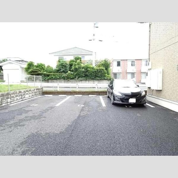 駐車場 (駐車場)