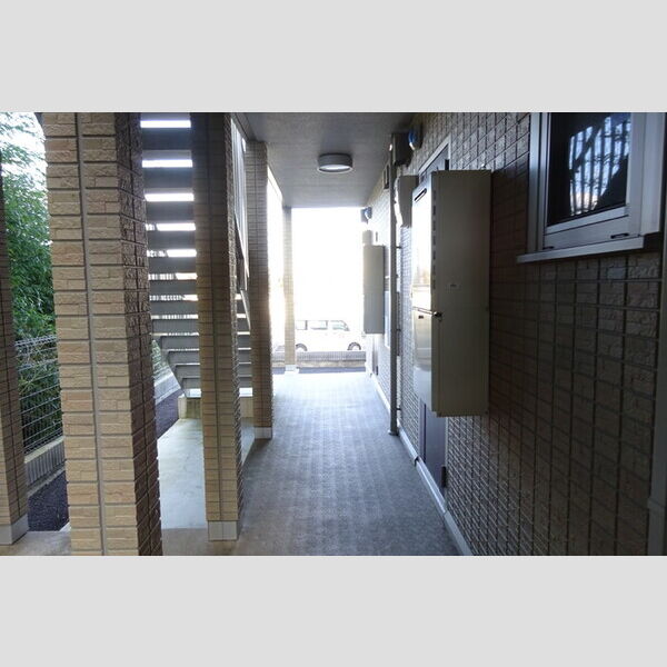 エントランス (1F　通路)