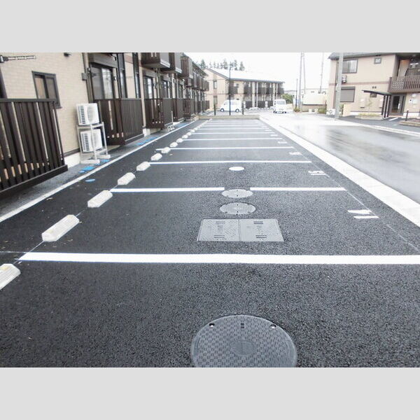 駐車場 (駐車場)