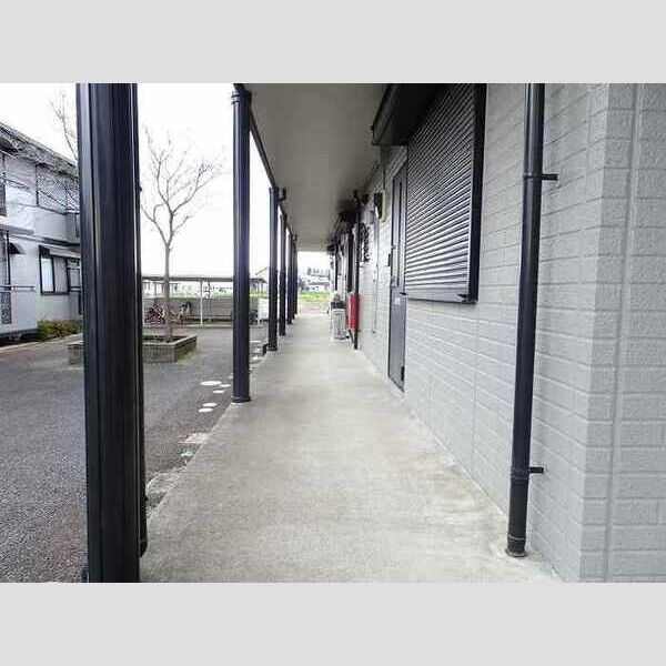 エントランス (エントランス)