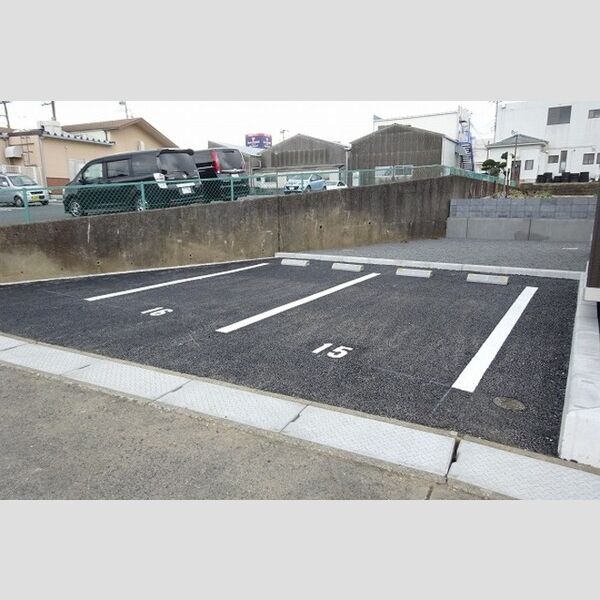 駐車場 (駐車場)
