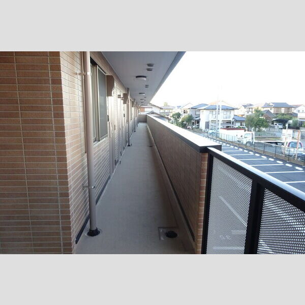 エントランス (2F 　通路)