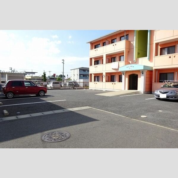 駐車場 (駐車場)