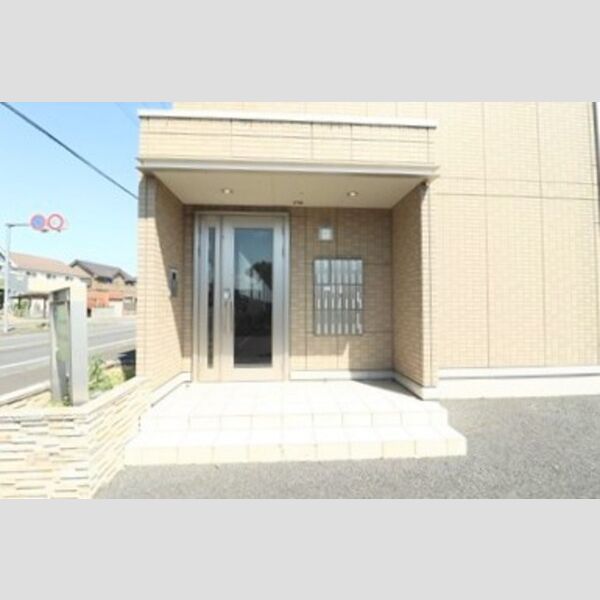 エントランス (エントランスはオートロック付きです。)