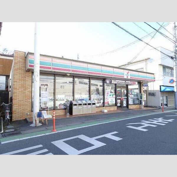 現地周辺 (セブンイレブン日立高鈴店(611m))