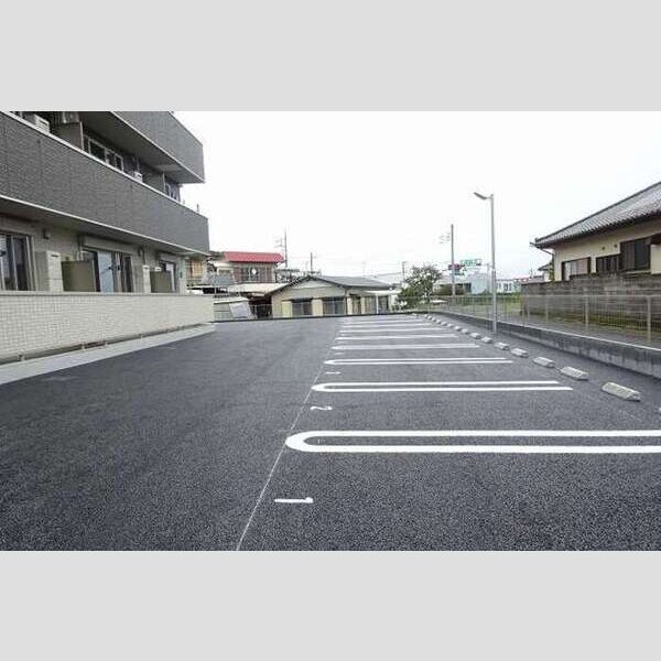 駐車場 (駐車場)