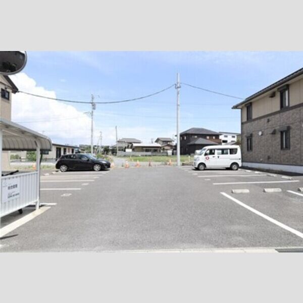 駐車場 (駐車場)
