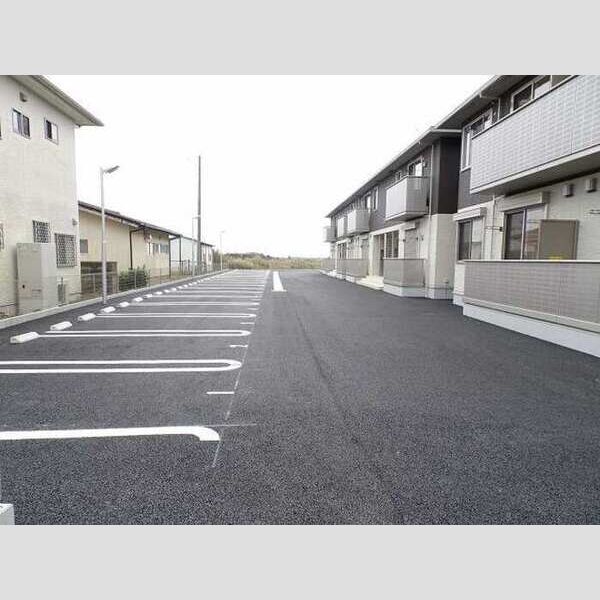 駐車場 (駐車場)